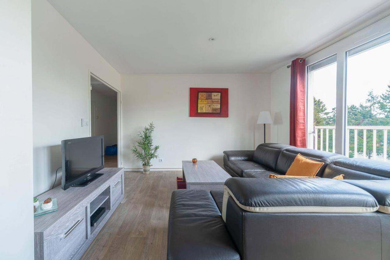 Le Raymond - Appartement Proche Du Centre Sportif, Des Rives De L'Allier Et Du Centre-Ville - Parking Виши Экстерьер фото